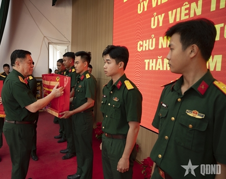 CMC, MND delegation has working visit in An Giang